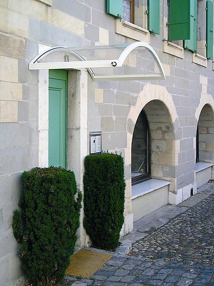 marquesinas de puertas de entrada